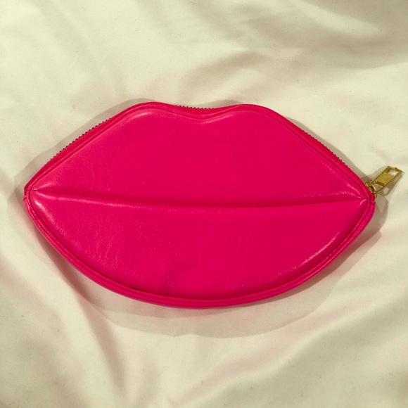lips bag h&m